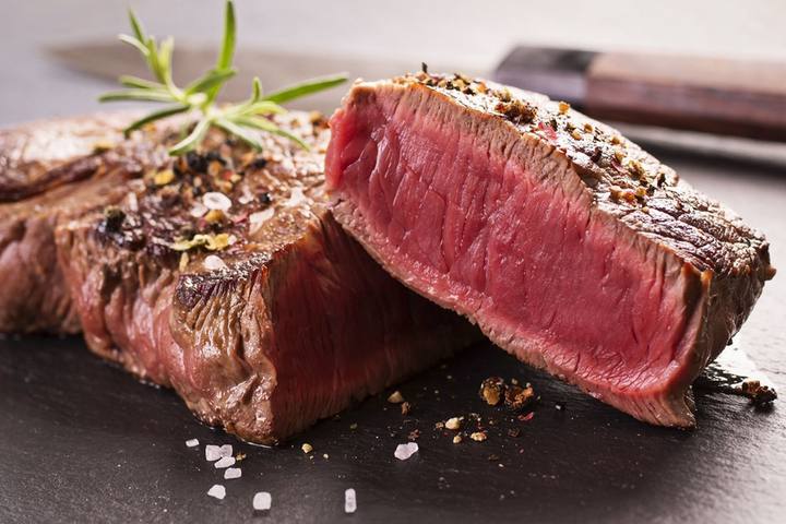 Co się stanie, jeśli codziennie będziemy jeść mięso?